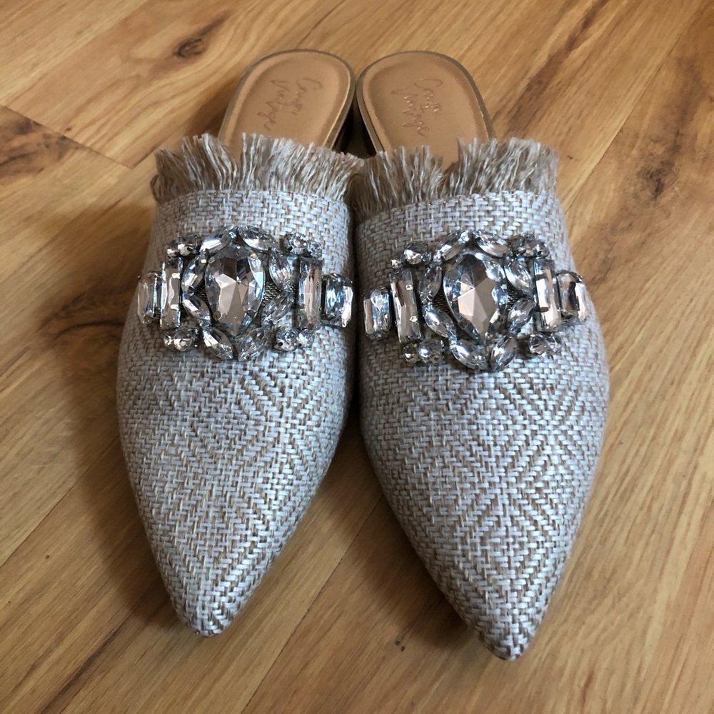 NEW Crown Vintage Mule